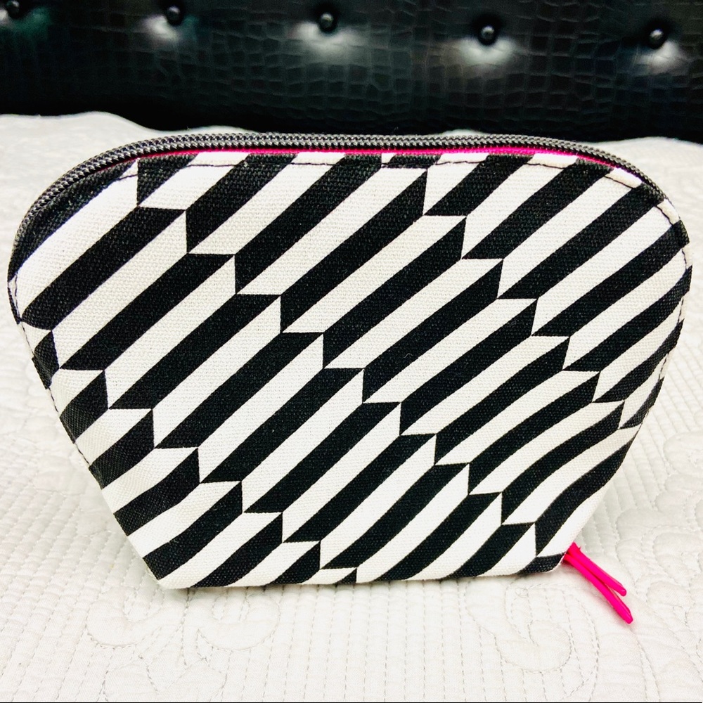 Crabtree & Evelyn London cosmetic bag